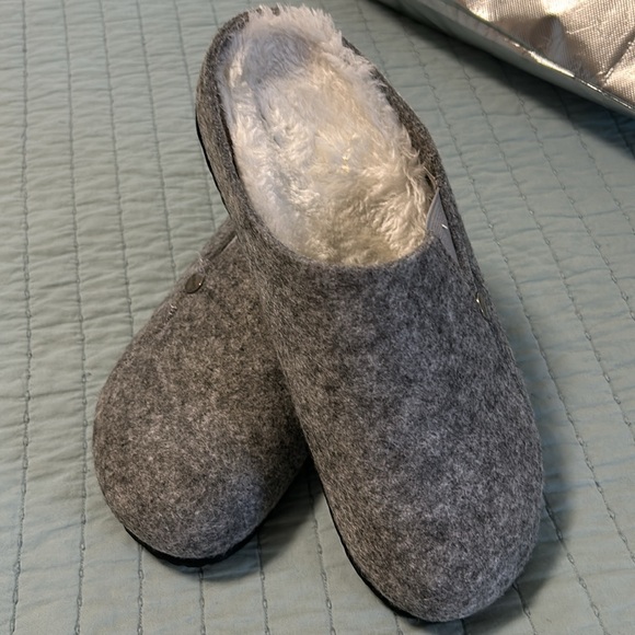 Felted Lined Clogs - Picture 3 of 5